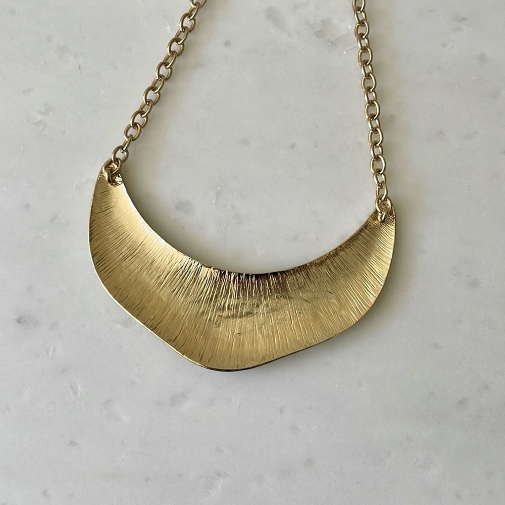 + SPARKLING SAGE + Tribal Necklace - Picture 3 of 8